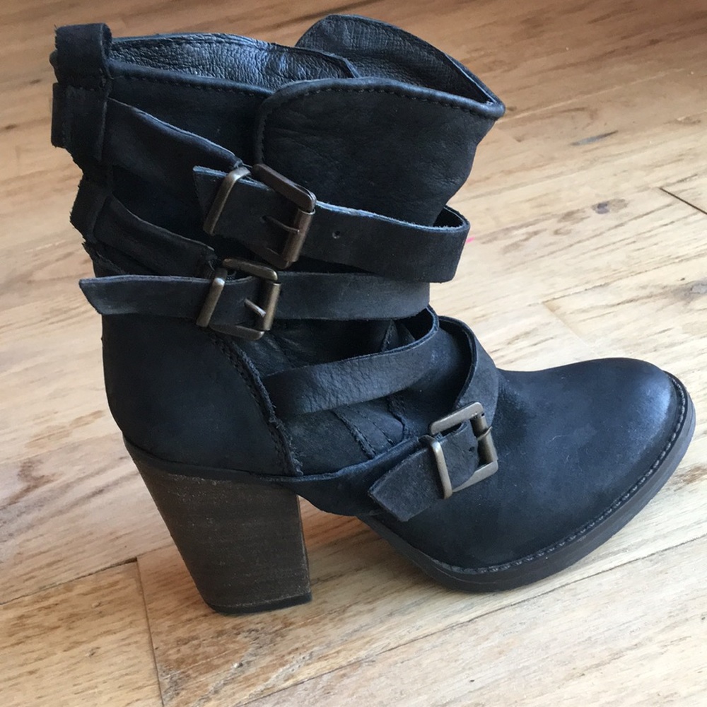 Steve Madden Yale boot